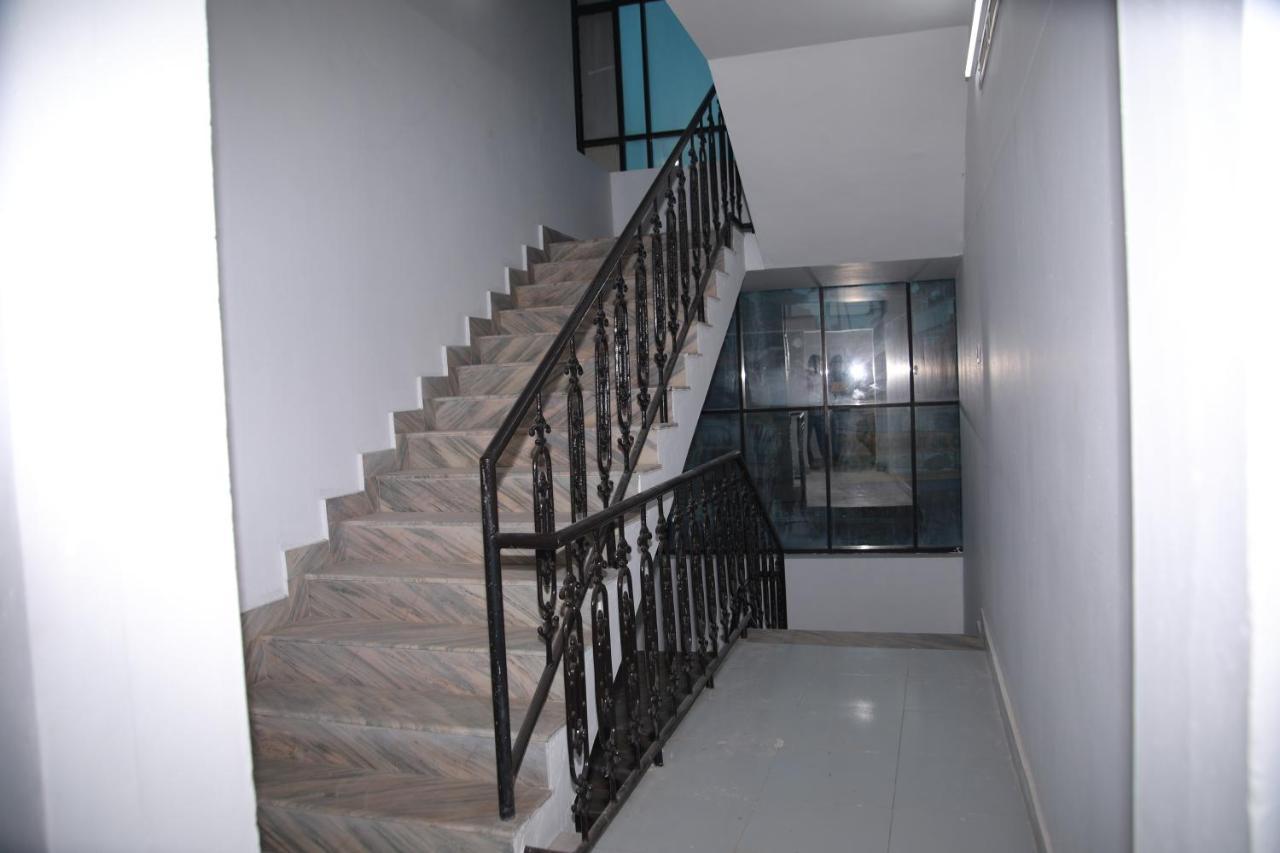 Hotel Meghna Residency Thiruvananthapuram Zewnętrze zdjęcie