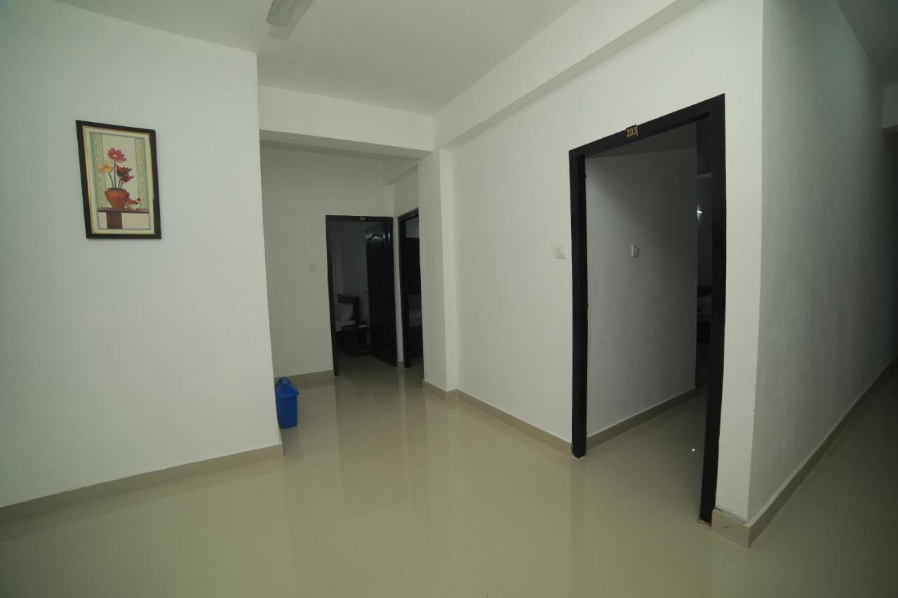 Hotel Meghna Residency Thiruvananthapuram Zewnętrze zdjęcie