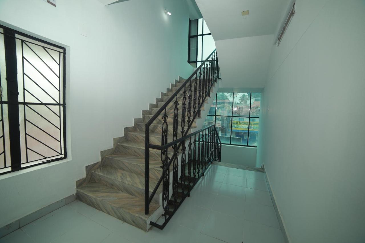 Hotel Meghna Residency Thiruvananthapuram Zewnętrze zdjęcie